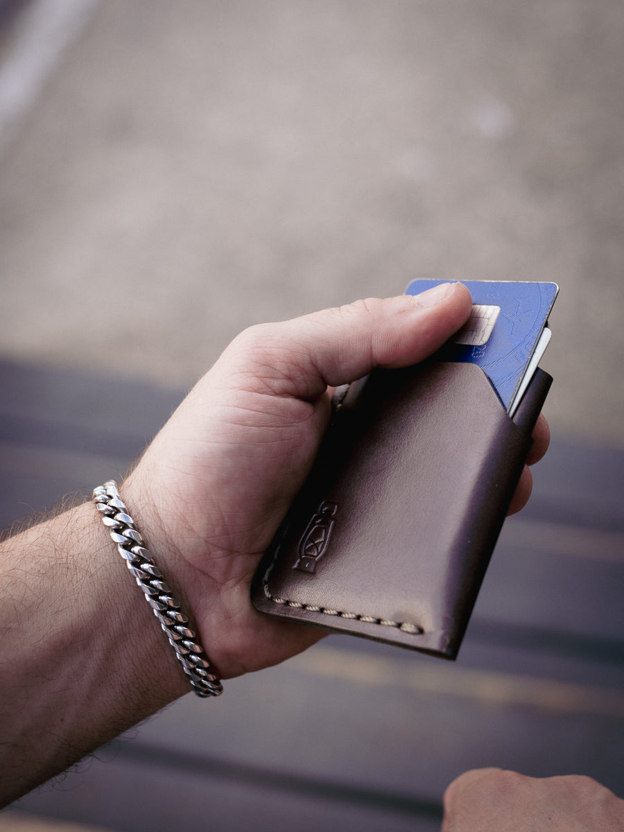 How Long Should a Wallet Last?
