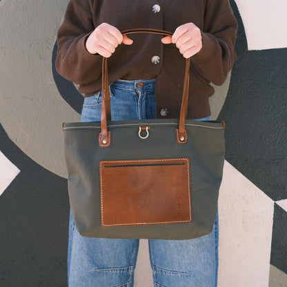 Claudia Tote