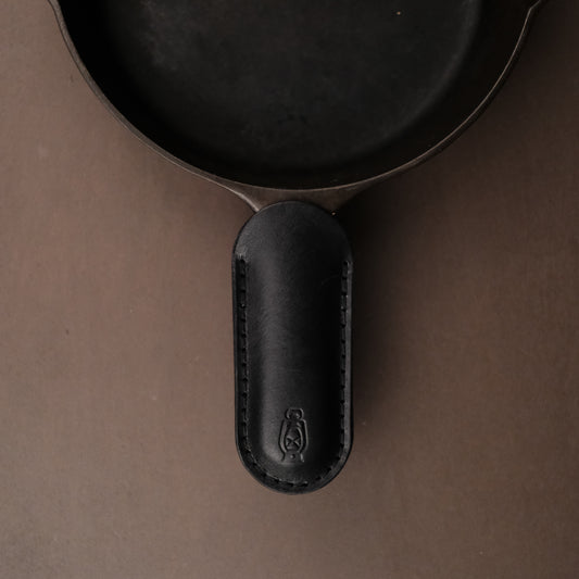 Cast Iron Mitten