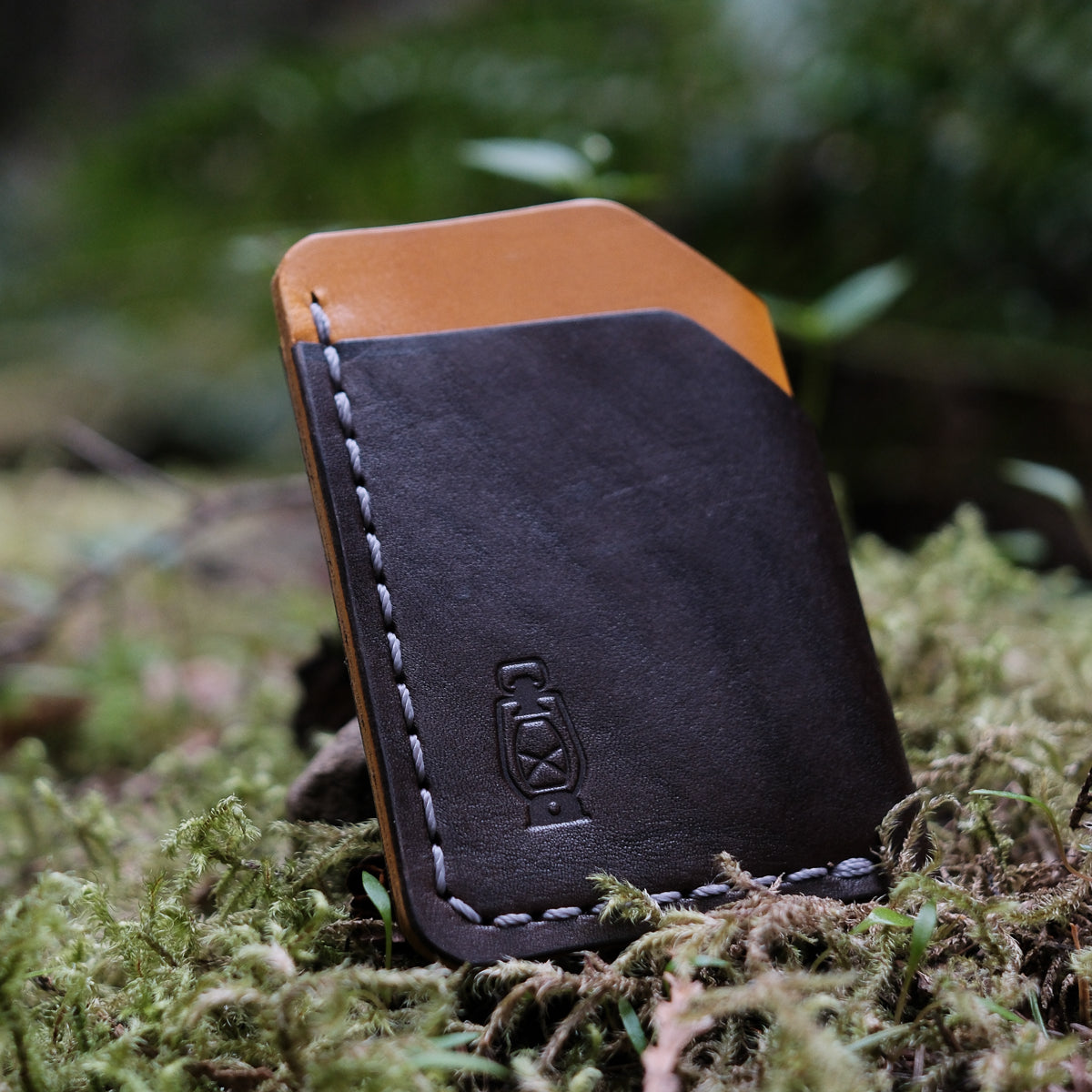 Full grain veg tan leather wallet made in portland oregon